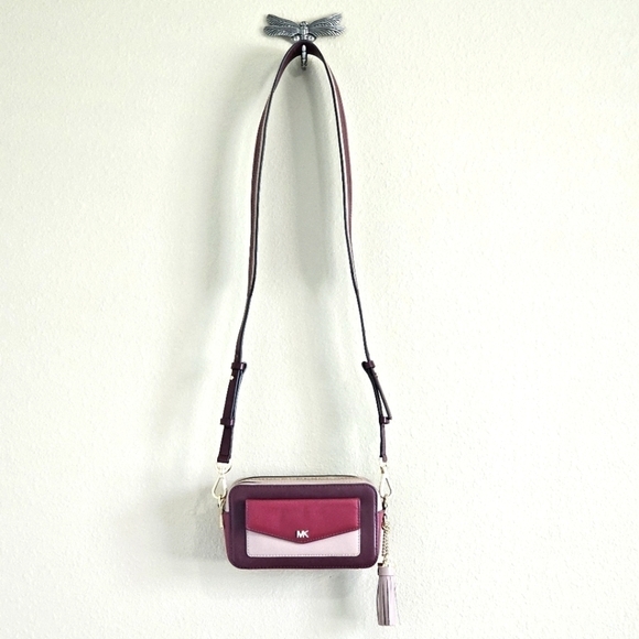 MICHAEL KORS SMALL TRI-COLOR LEATHER CAMERA BAG - Picture 2 of 15